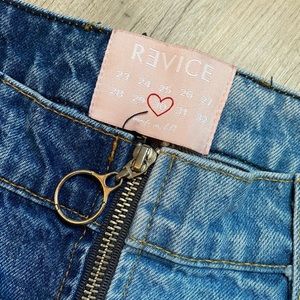 Revice Yin Yang Crops- Tokyo Wash